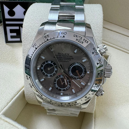 Rolex Daytona 40 – Gray Dial