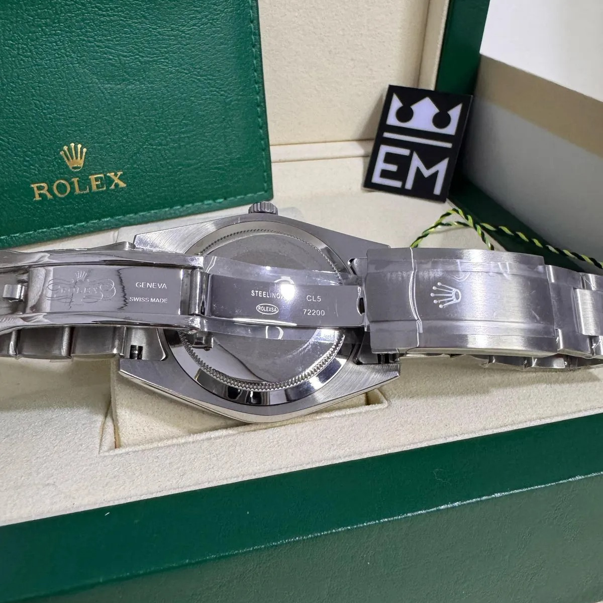 ROLEX OYSTER PERPETUAL 41 – YELLOW DIAL