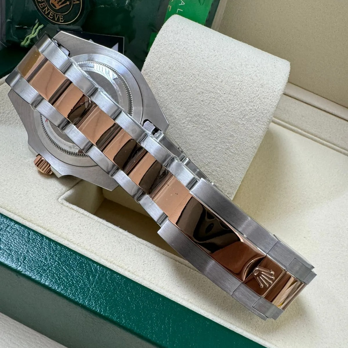 ROLEX YACHT-MASTER 40 – BROWN DIAL